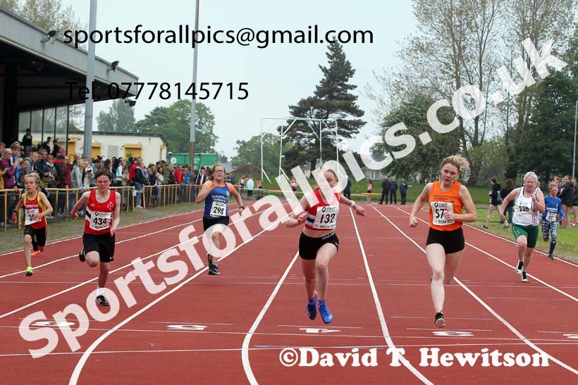 100 metres, 2021 North East Grand Prix No. 3, Monkton, Wednesday, june 2nd. Photo: David T. Hewitson/Sports for All Pics